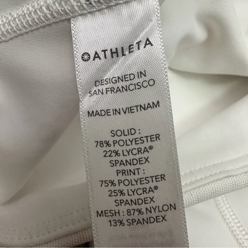 Athleta Stay Fly 7/8 Tight Legging in White - Picture 5 of 6